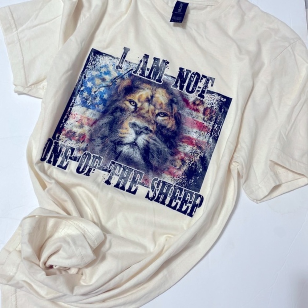 I am not‎ one of the sheep Graphic T-Shirt